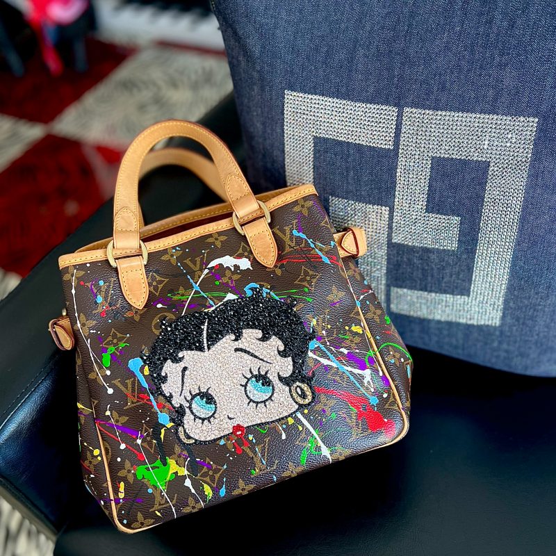 ヴィトンデコ カスタムペイント＆スワロデコ | デコスクール